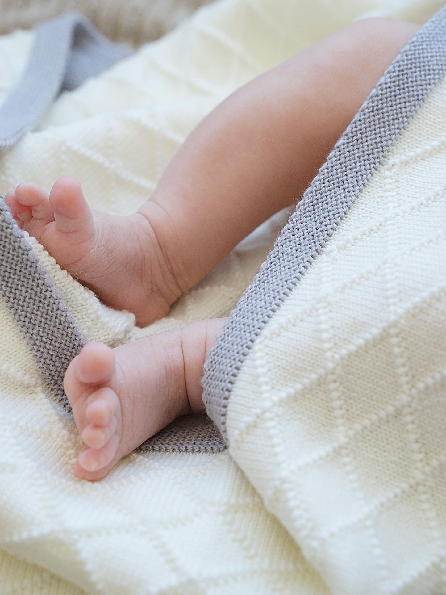 Gittermuster Babydecke